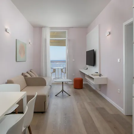 アパートホテル Primordia