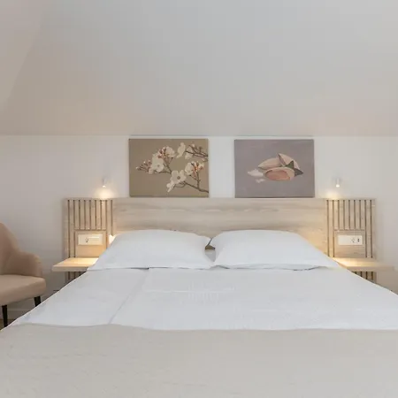 Primordia アパートホテル 3*