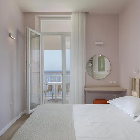 アパートホテル Primordia 3*