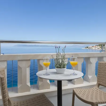 アパートホテル Primordia 3*