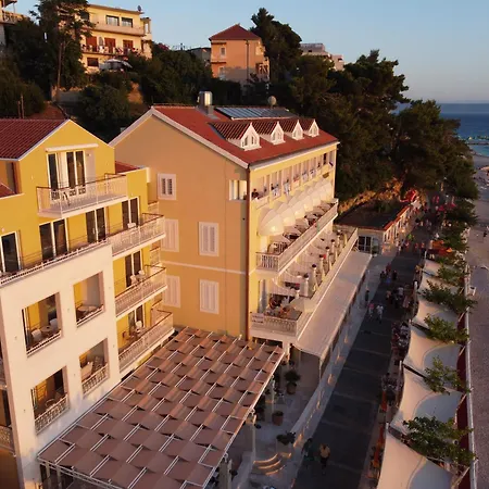 Ξενοδοχείο με διαμερίσματα Heritage Hotel Primordia 4*