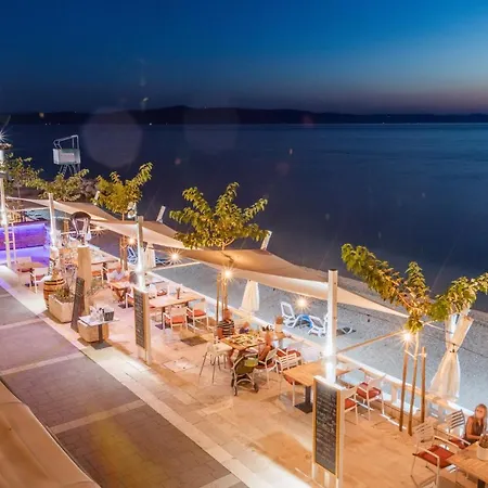 Ξενοδοχείο με διαμερίσματα Primordia 3*