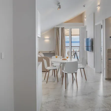 Ξενοδοχείο με διαμερίσματα Primordia Podgora (Split-Dalmatia)