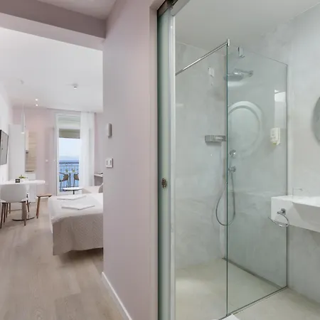 Ξενοδοχείο με διαμερίσματα Primordia Podgora (Split-Dalmatia)